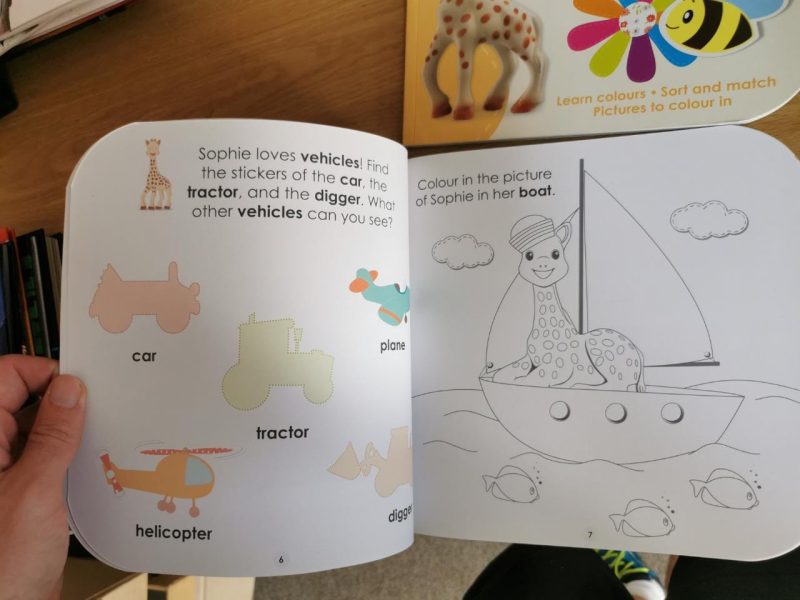 Sophie la Girafe: Fun First Words: Play-and-Learn Sticker Book for Little Hands!